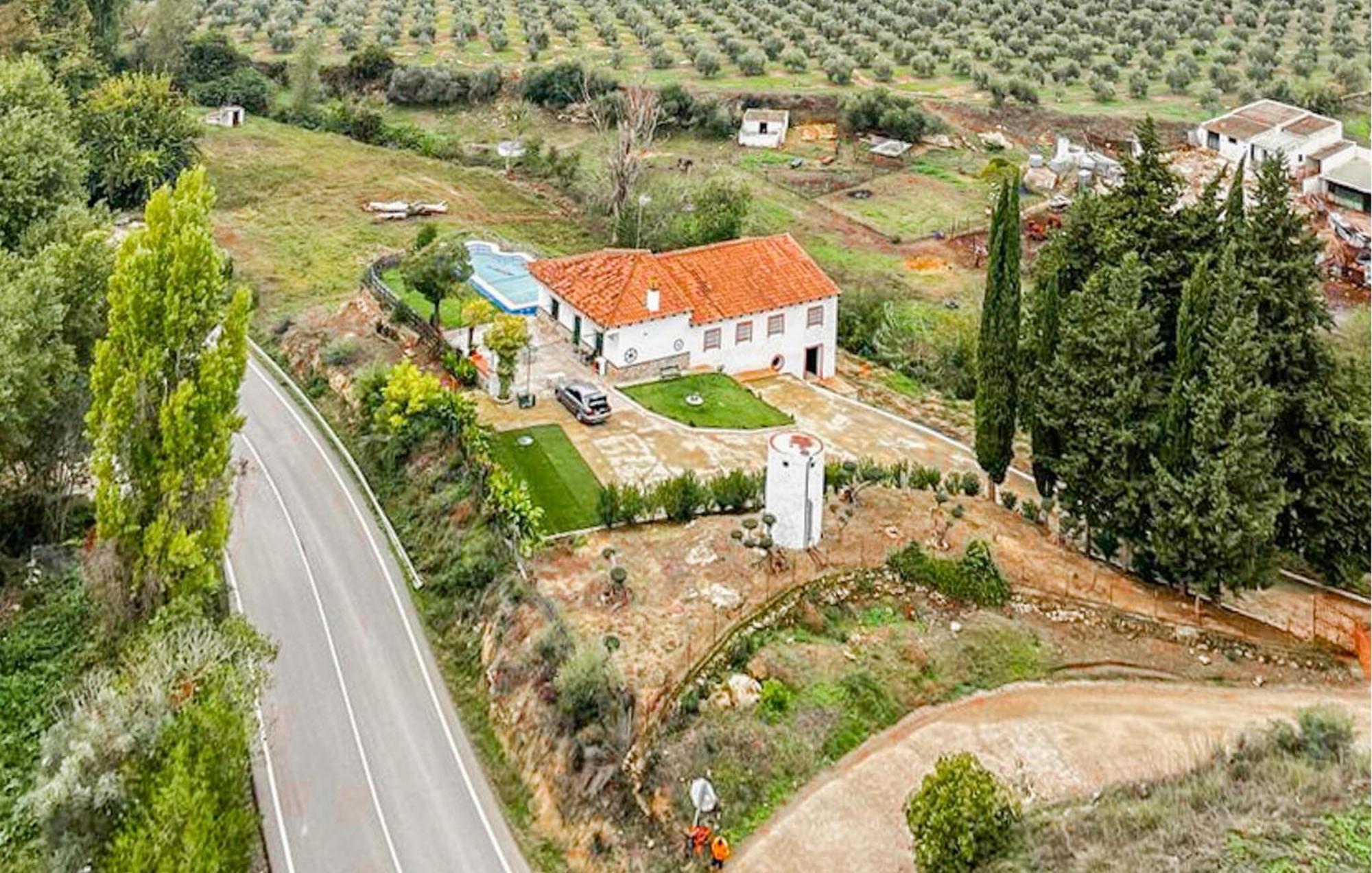 6 Bedroom Amazing Home In La Puebla De Los Infan La Puebla de los Infantes Exteriér fotografie