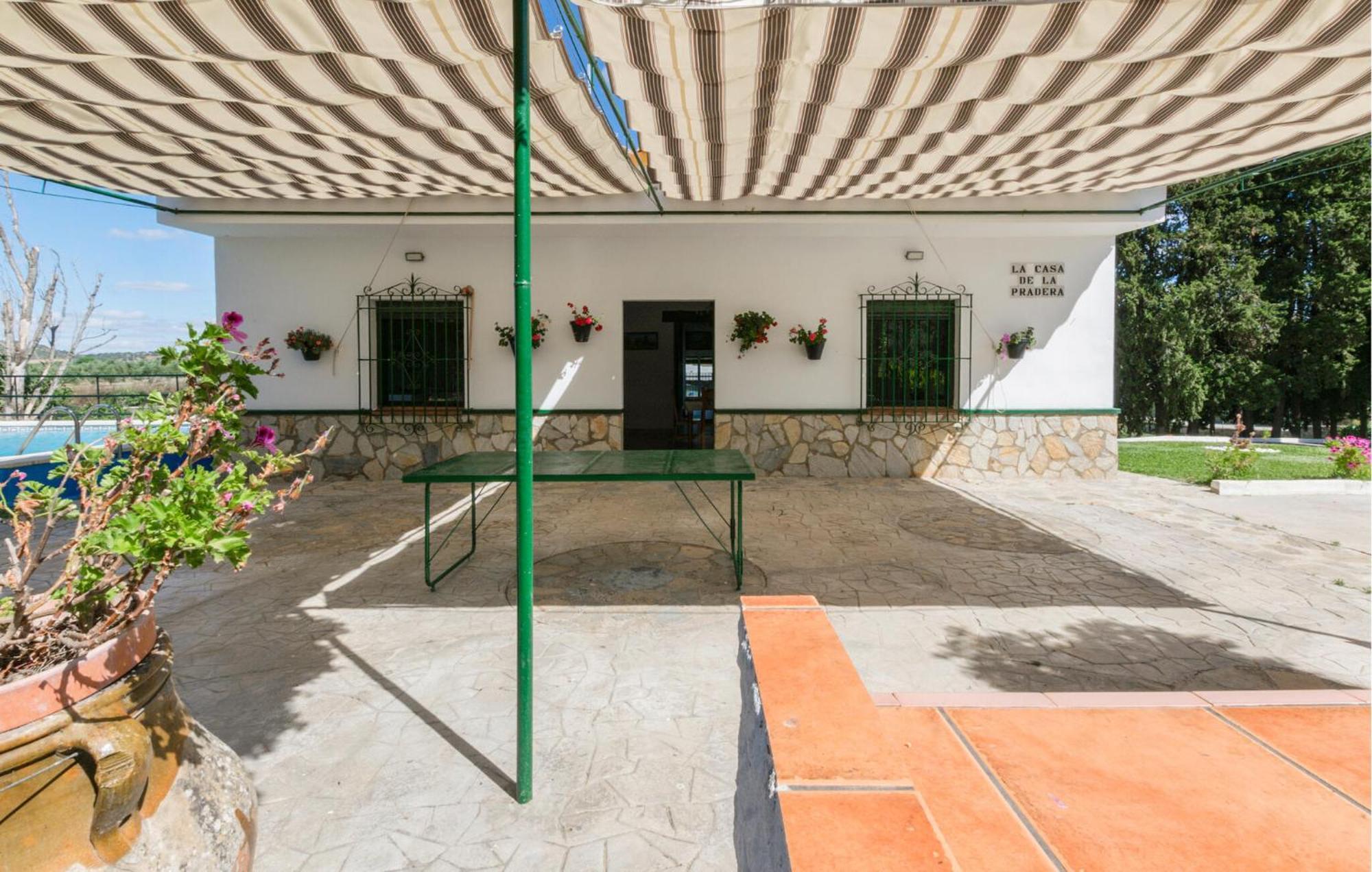 6 Bedroom Amazing Home In La Puebla De Los Infan La Puebla de los Infantes Exteriér fotografie