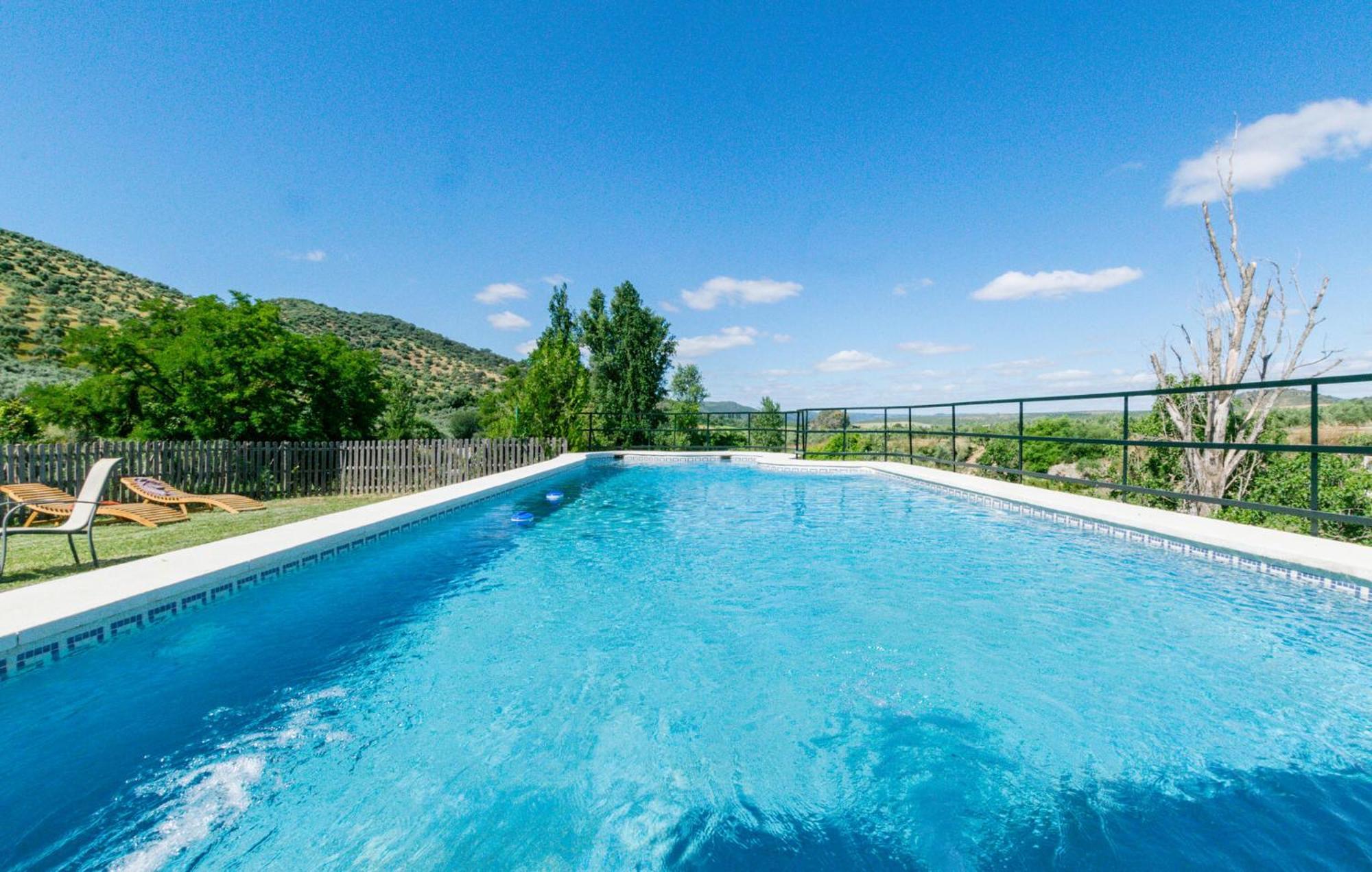 6 Bedroom Amazing Home In La Puebla De Los Infan La Puebla de los Infantes Exteriér fotografie